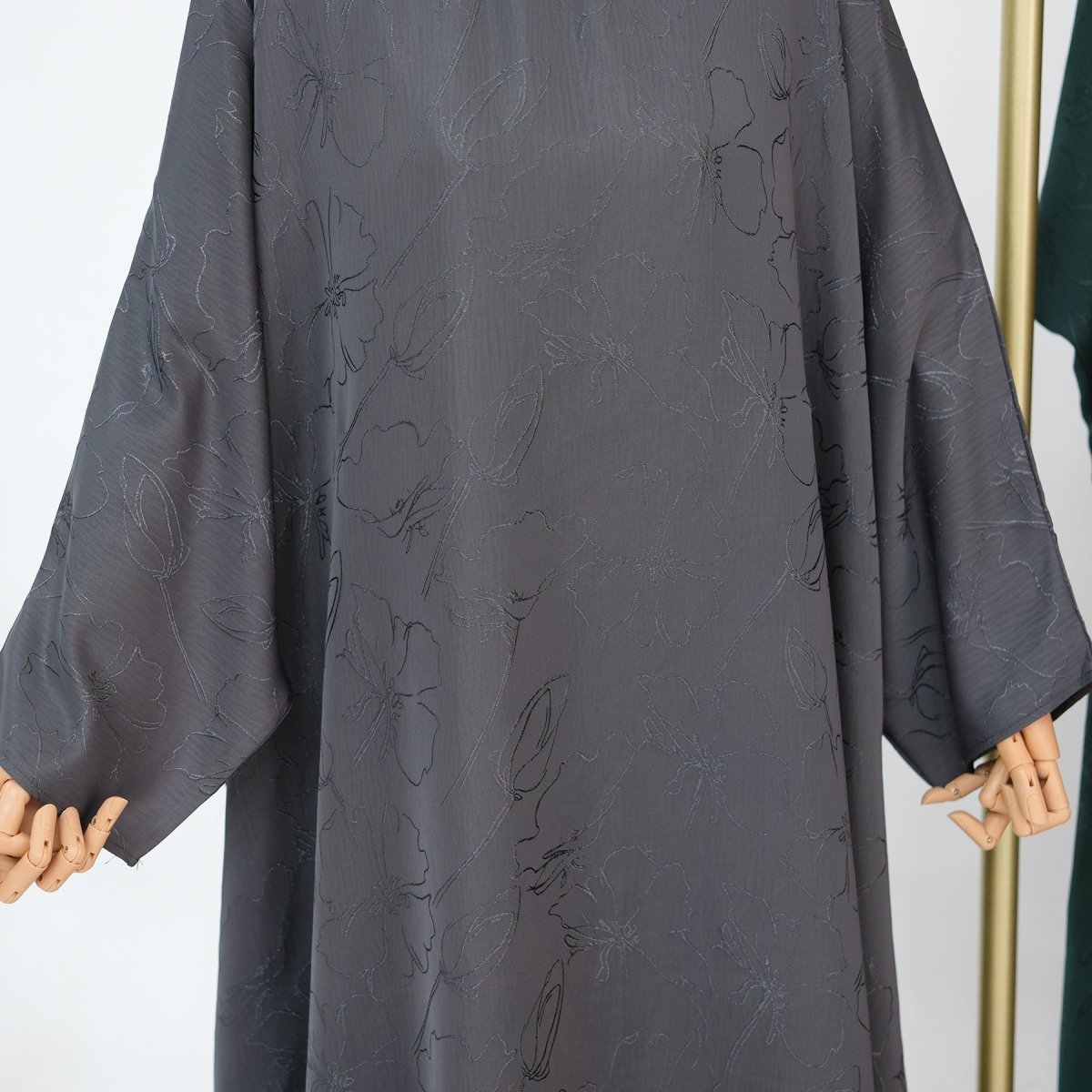 Abaya en satin tissé jacquard 3D (MA138)