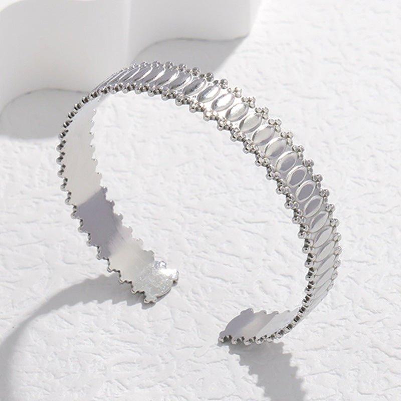 Bracelet ajustable MAC143 en acier titane, couleur inaltérable