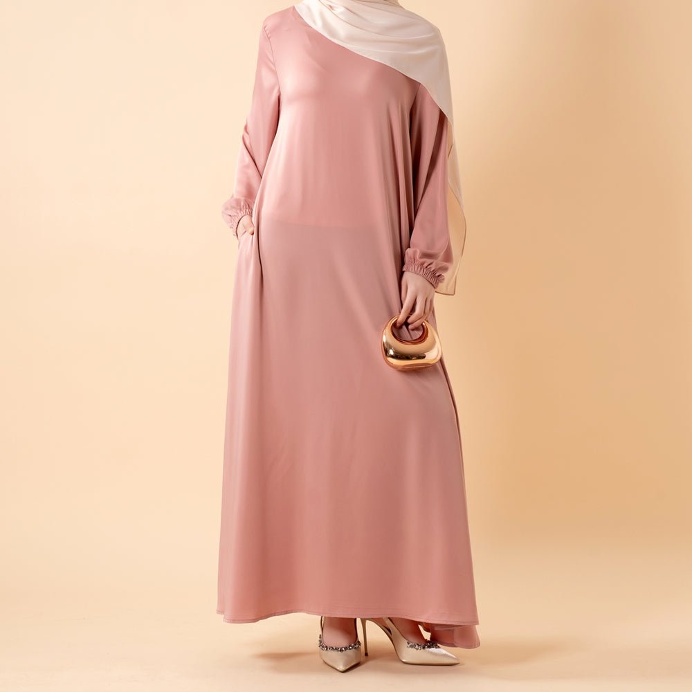 Abaya Satin Premium Modest Luxury | Abaya Coupe Parapluie Évasée avec Poches (MA311)