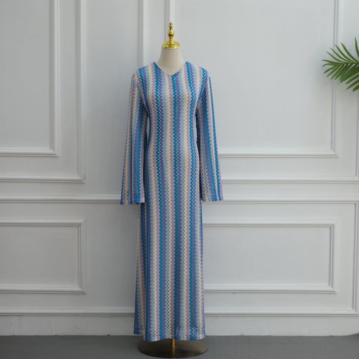 Robe Maxi à Manches Évasées Jacquard Arc-en-ciel (MS486)