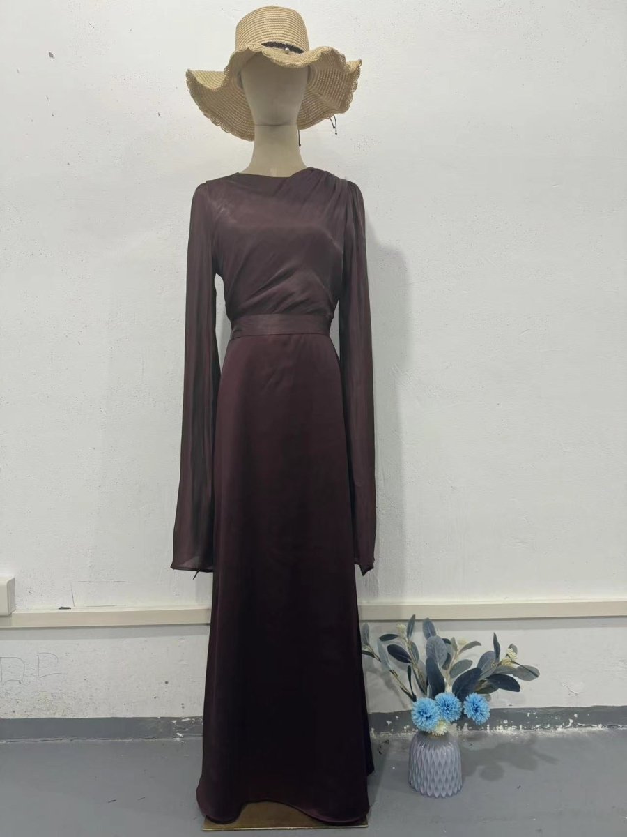 Robe d'été élégante en satin, coupe ajustée, avec manches à pendentif en fil de verre (MA161)