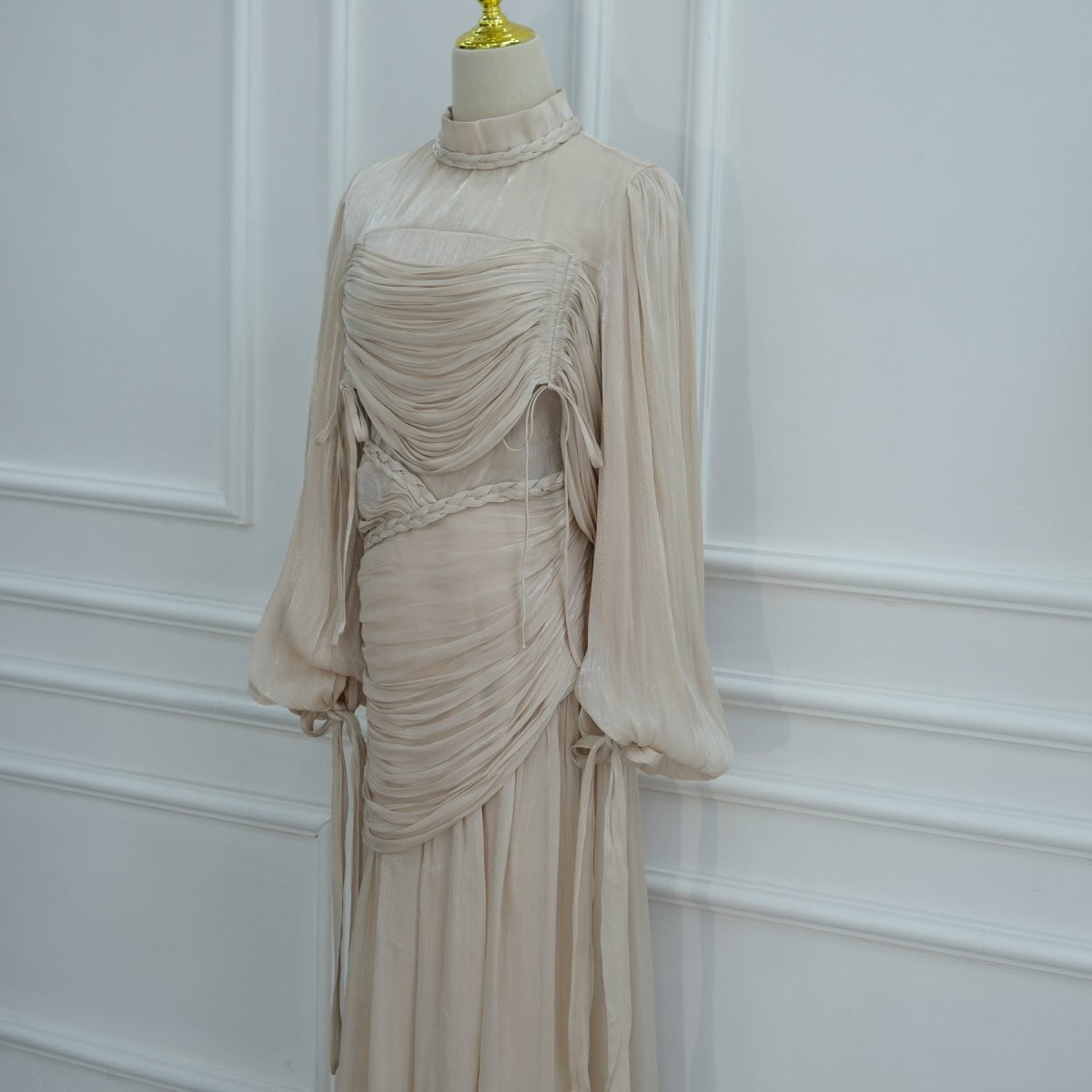 Robe Maxi à Col Tressé, Fronces et Franges (MS406)