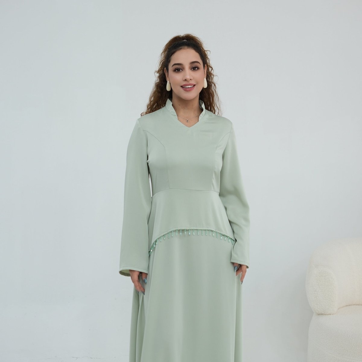Robe Maxi Corset avec Taille Perlée et Manches Évasées (MS476)