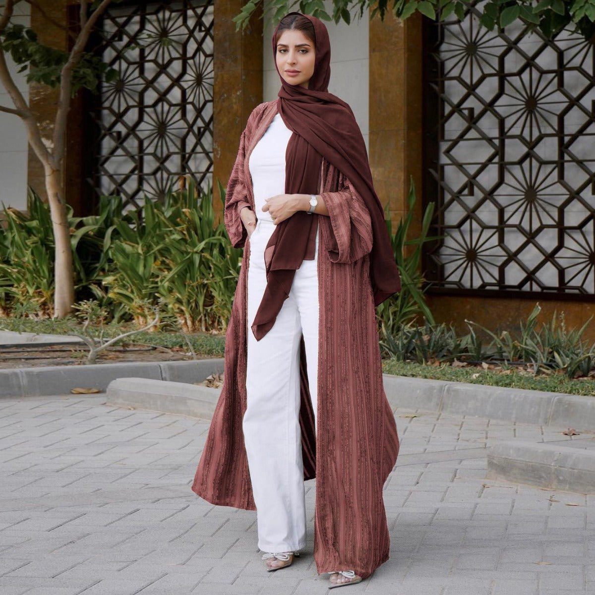 Cardigan Abaya Tricoté Vintage | Veste Longue Ouverte Modeste pour Femme (MOA217)
