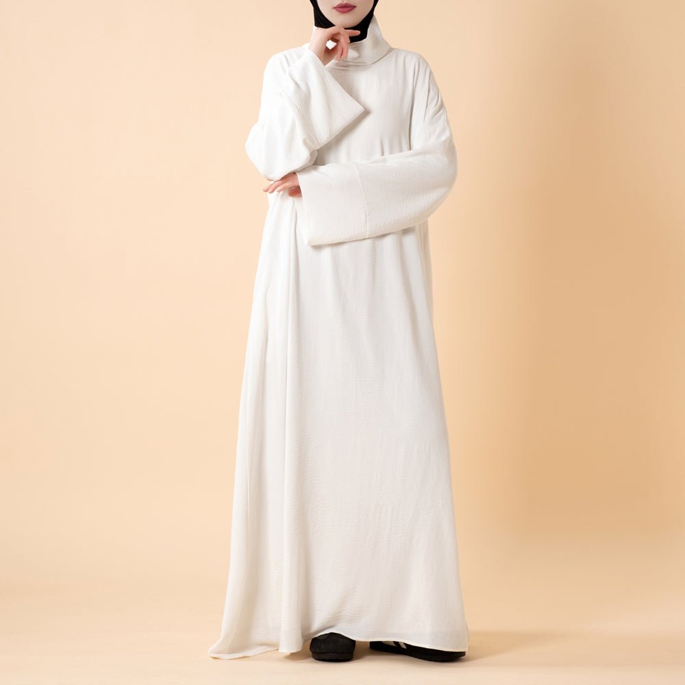 Abaya col roulé en crêpe Everyday – Coupe décontractée pour toutes les saisons (MA384)