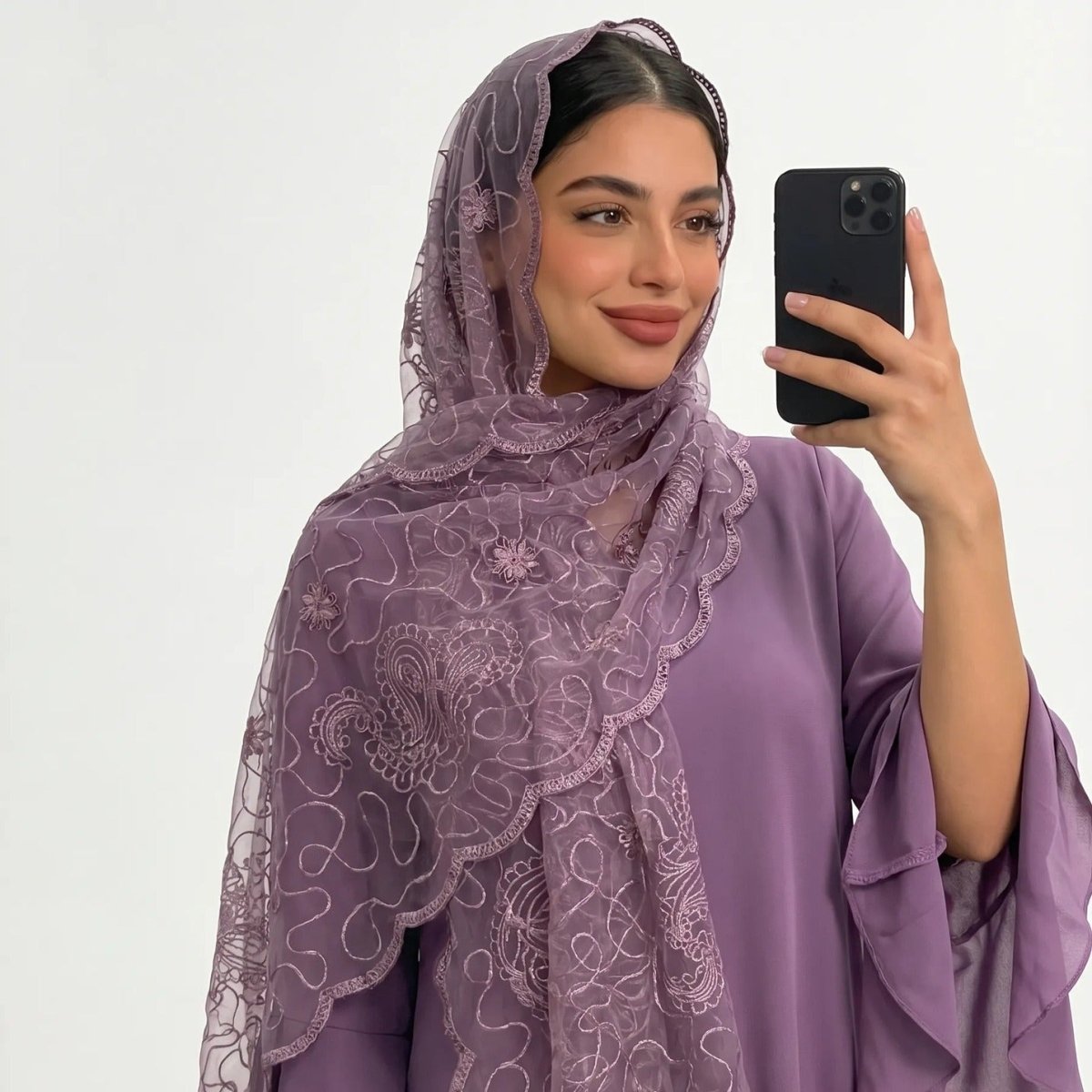 Hijab en Mesh Brodé Dentelle Florale (MH235)