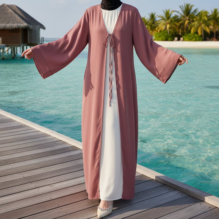 Abaya Ouverture Essentielle Essential Zoom avec Fermeture à Lacet et Poches (UKMOA309)