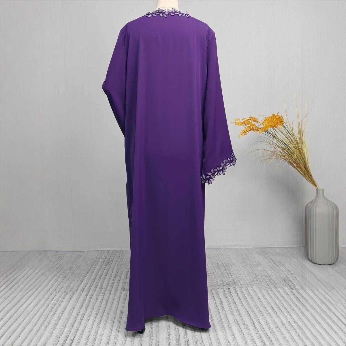 Abaya Leaf Lace Trim | Robe Maxi Ouverte Brodée et Élégante (MOA255)