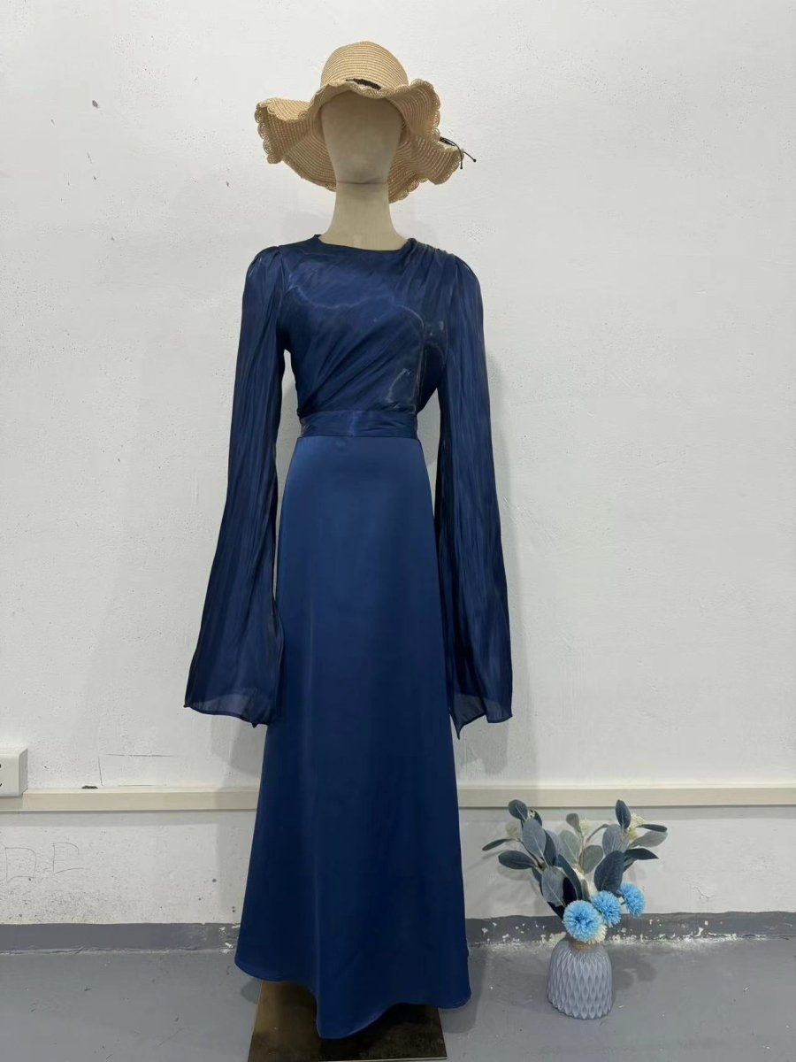 Robe d'été élégante en satin, coupe ajustée, avec manches à pendentif en fil de verre (MA161)