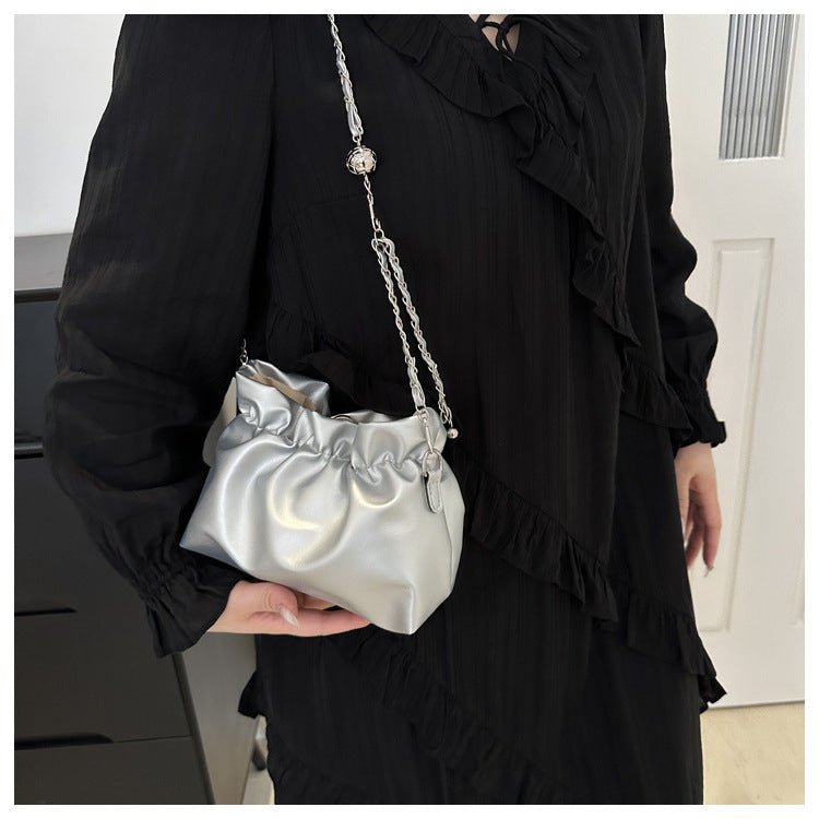 Sac Pleated Cloud à bandoulière avec chaîne, polyvalent (MAC201)