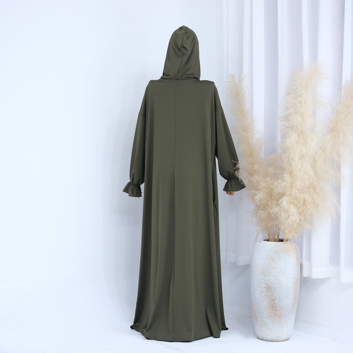 Collection d'Abayas Casual à Capuche Modest | Robes Ton sur Ton avec Manches Bouffantes (MJ021)