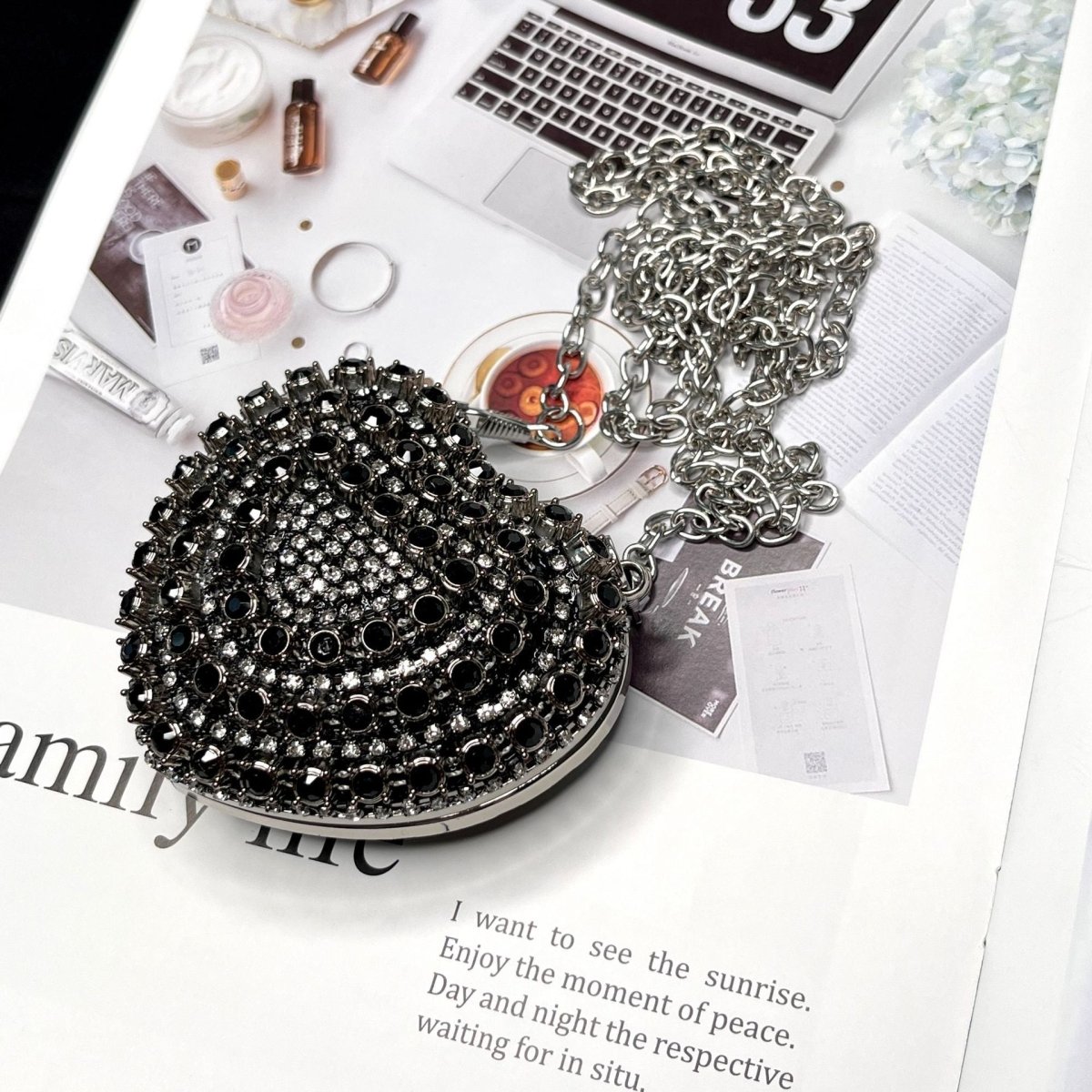 Sac bandoulière étincelant en forme de cœur – Mini sac à main orné de strass pour un glam au quotidien (MAC279)