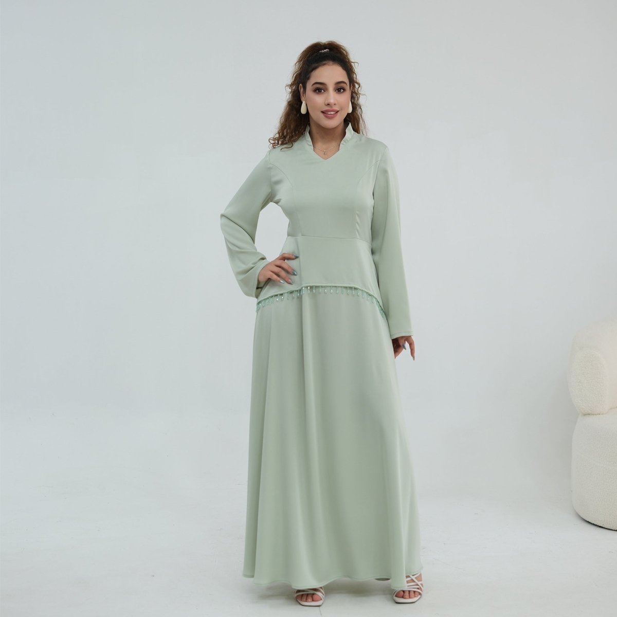 Robe Maxi Corset avec Taille Perlée et Manches Évasées (MS476)