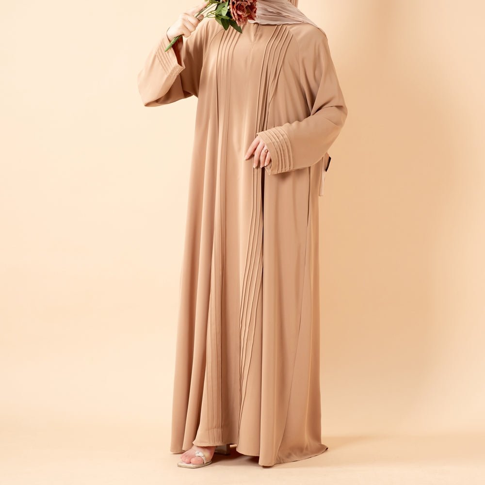 Abaya Serene plissée en georgette, coupe ample et longueur intégrale, style modeste (MA254)