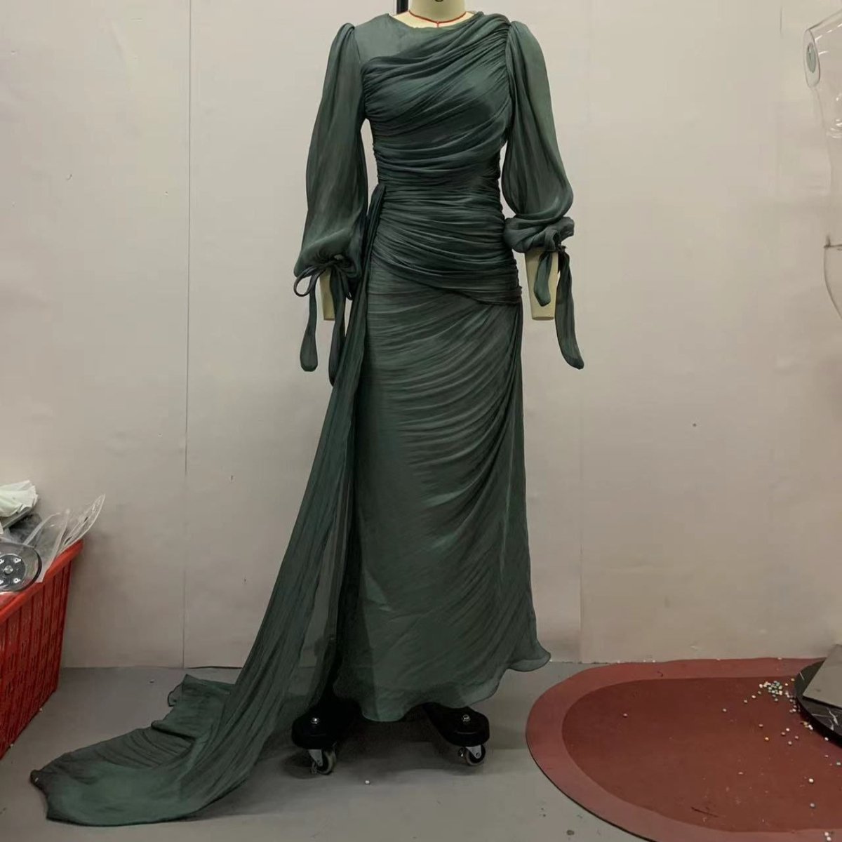 Robe de Soirée Froncée | Robe Maxi Moulante à Manches Bouffantes (MS280)