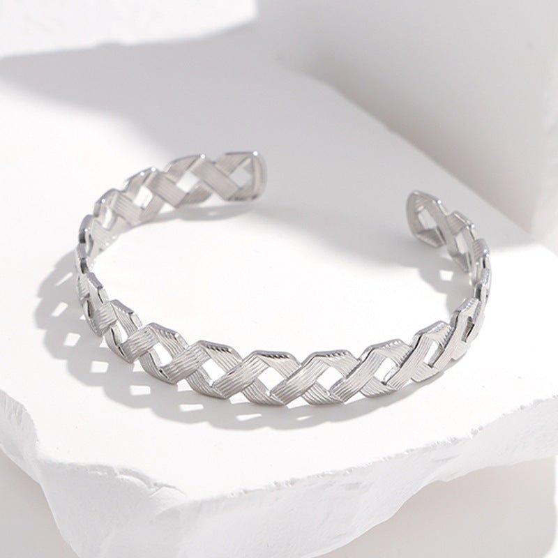 Bracelet ajustable MAC143 en acier titane, couleur inaltérable