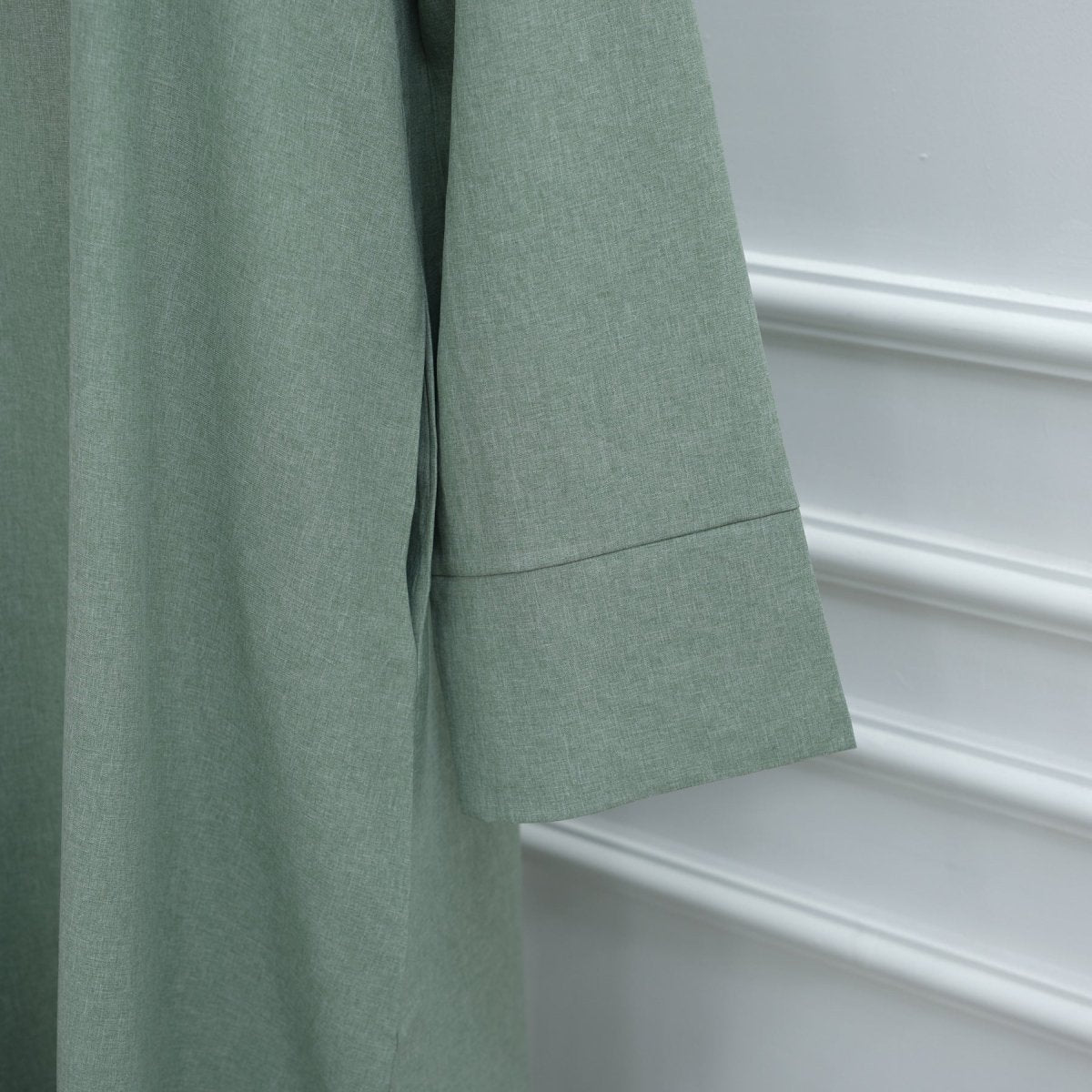 Abaya oversize à col en V avec poches | Robe longue unie à manches larges (MA331)