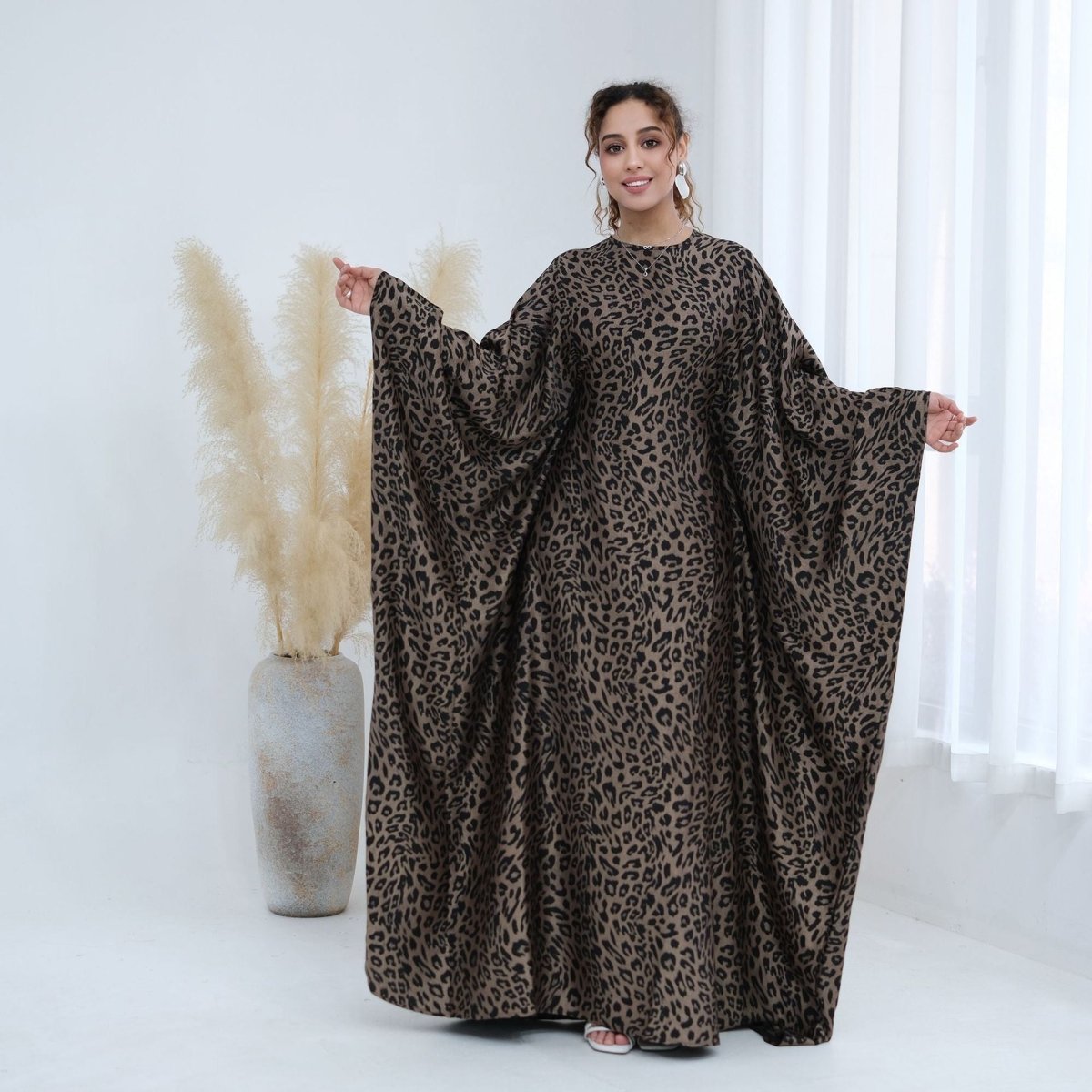 Robe Maxi Imprimé Léopard à Manches Chauve-Souris (MA450)