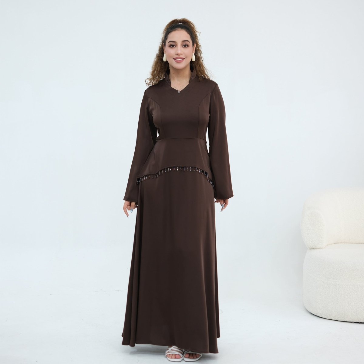 Robe Maxi Corset avec Taille Perlée et Manches Évasées (MS476)