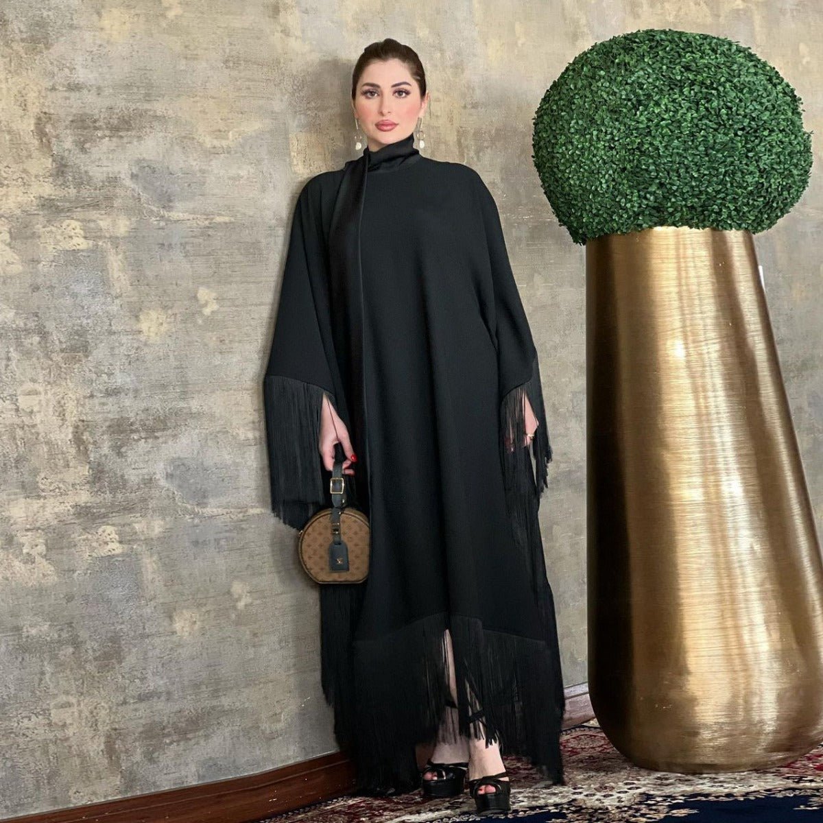 Kaftan Manches Chauve-Souris à Pompons | Robe de Soirée avec Détails Frangés Fluides (MA288)