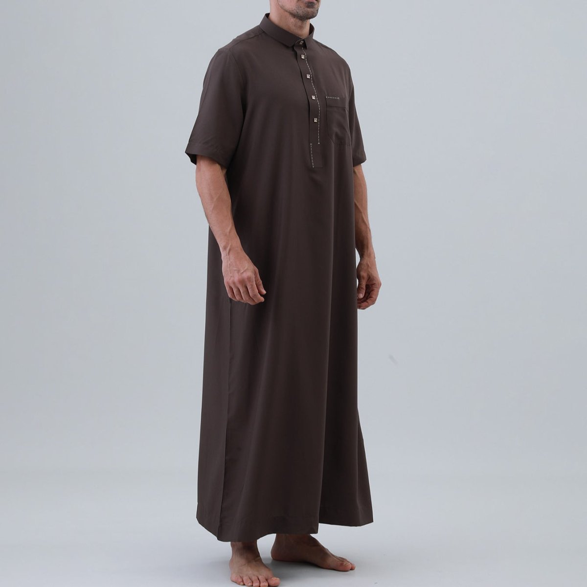 Thobe uni pour homme avec patte de boutonnage (MT038)