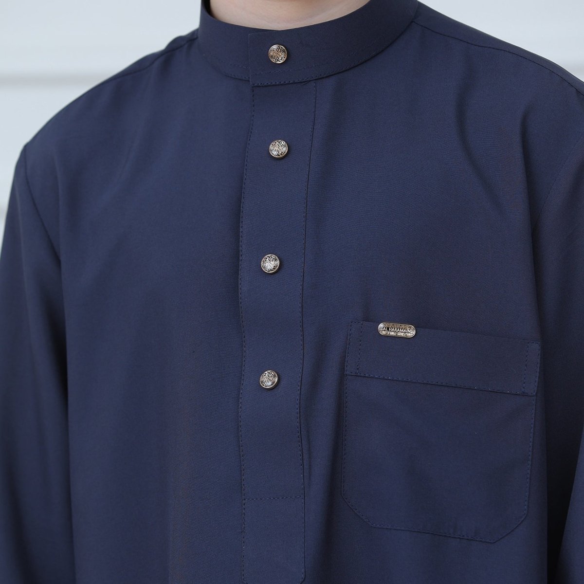 Thobe boutonné pour garçons (MKB011)