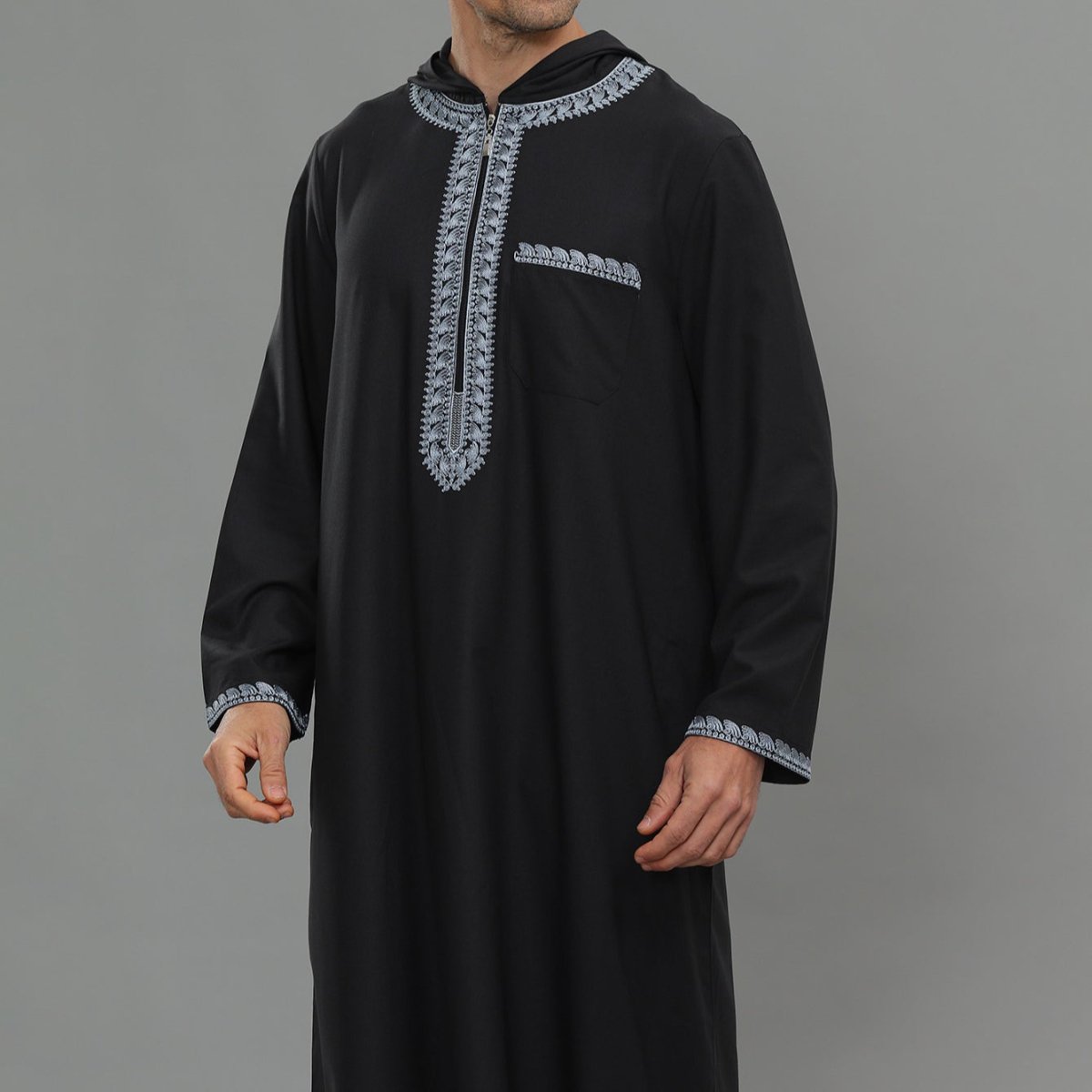 Thobe brodé à capuche pour homme avec poches (MT037)