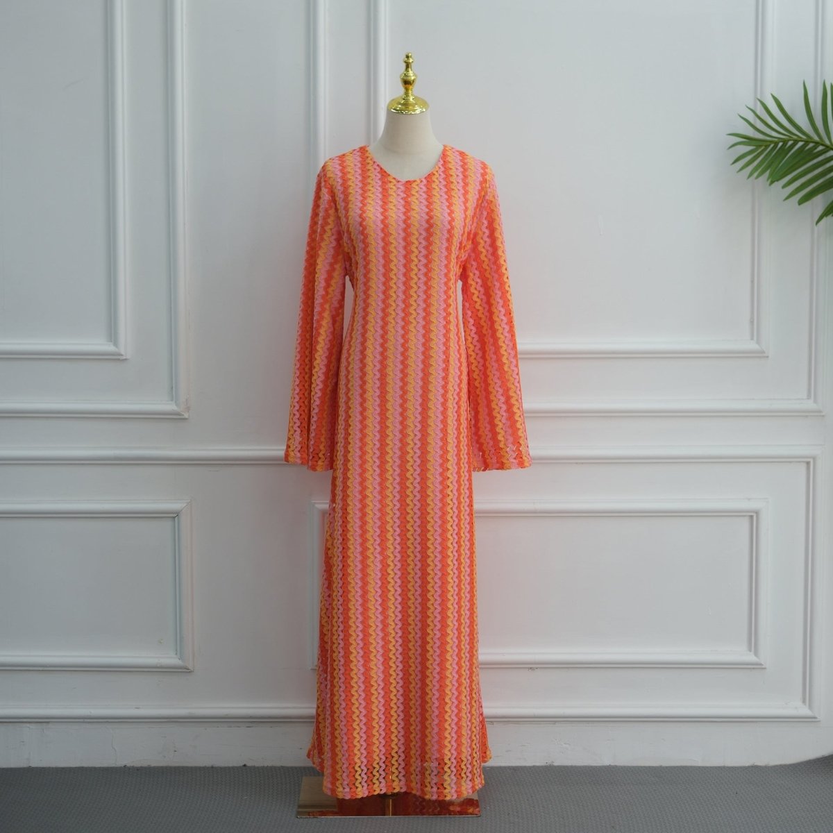 Robe Maxi à Manches Évasées Jacquard Arc-en-ciel (MS486)