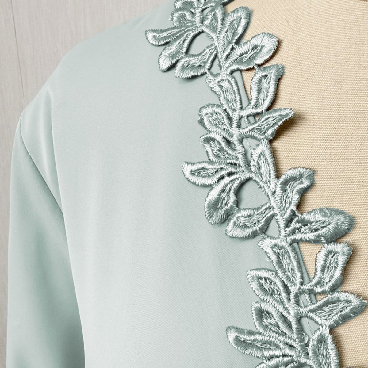 Abaya Leaf Lace Trim | Robe Maxi Ouverte Brodée et Élégante (MOA255)