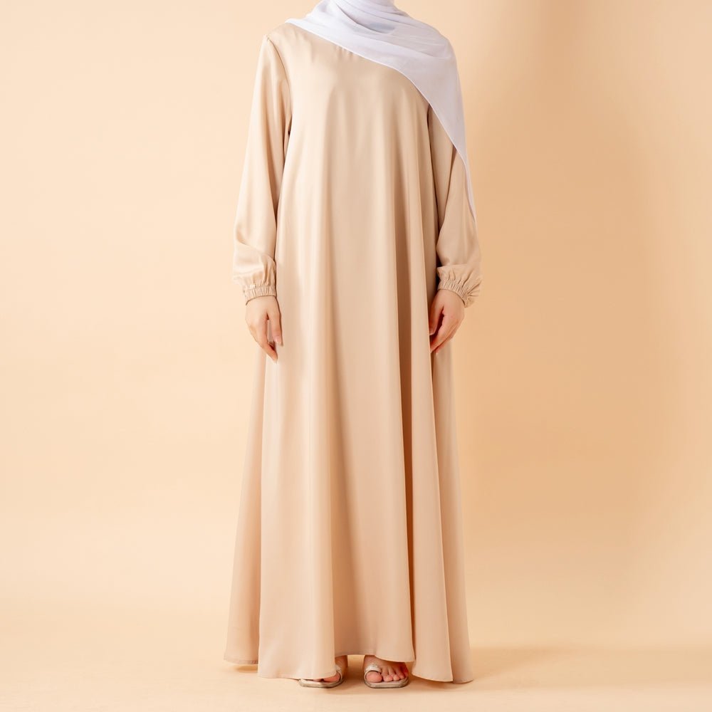 Abaya Satin Premium Modest Luxury | Abaya Coupe Parapluie Évasée avec Poches (MA311)