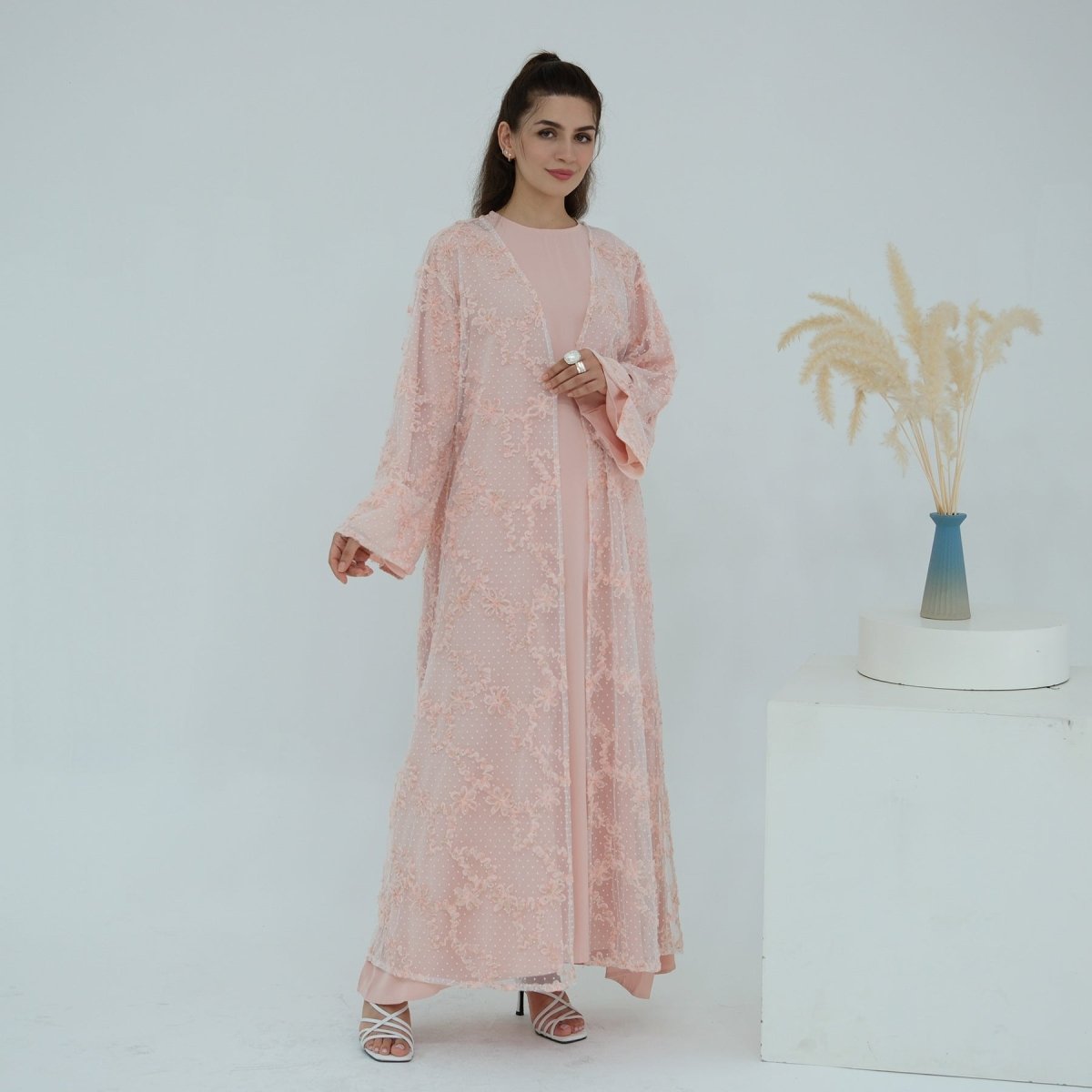 Abaya ouverte en mesh floral 3D (MOA288)