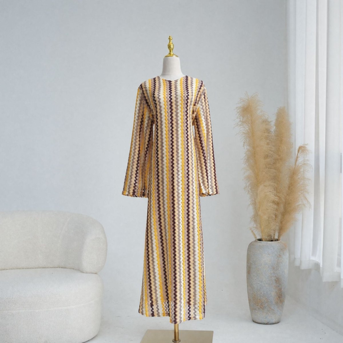 Robe Maxi à Manches Évasées Jacquard Arc-en-ciel (MS486)