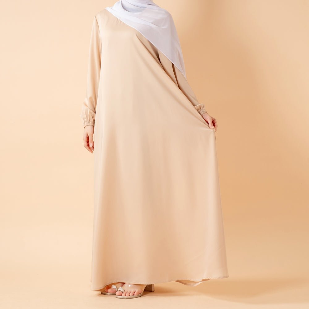 Abaya Satin Premium Modest Luxury | Abaya Coupe Parapluie Évasée avec Poches (MA311)