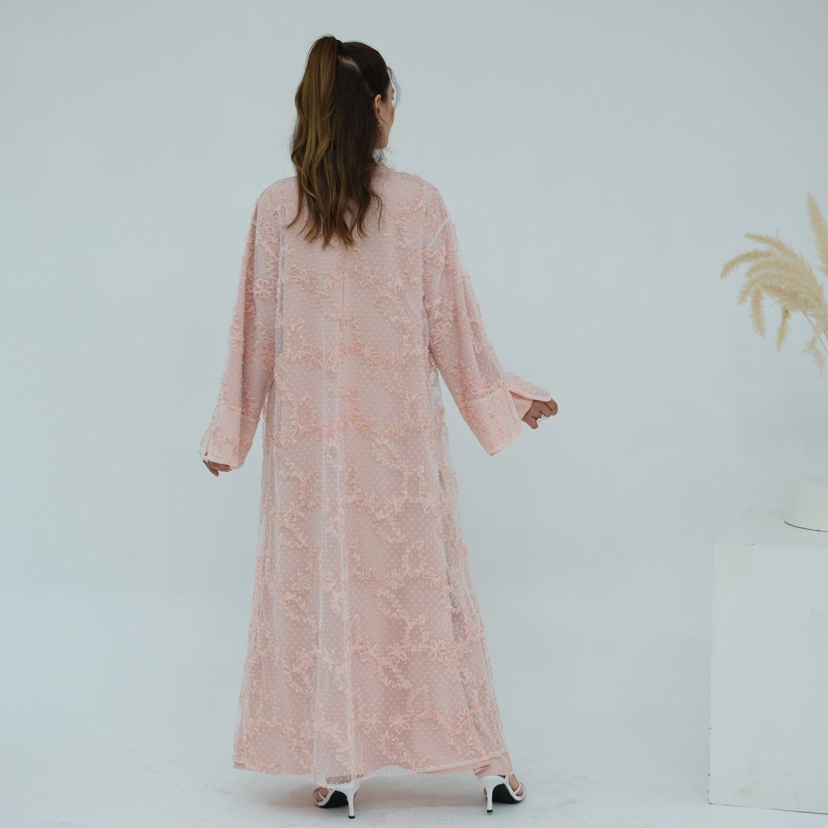 Abaya ouverte en mesh floral 3D (MOA288)
