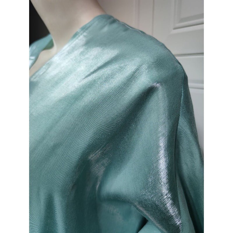 Robe Abaya Luxueuse en Satin de Soie à Manches Chauve-souris | Robe de Soirée Pudique Col en V (MOA225)
