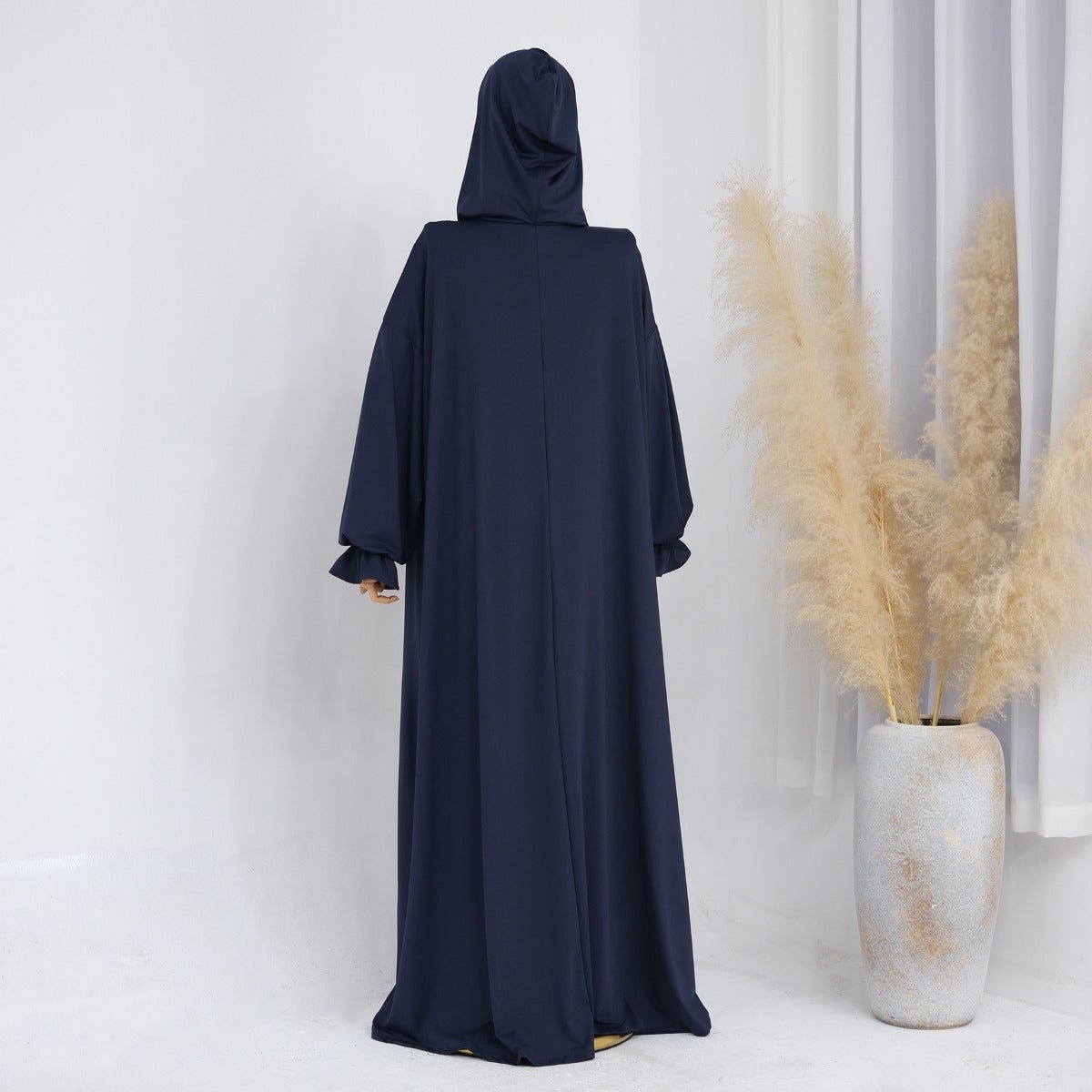Collection d'Abayas Casual à Capuche Modest | Robes Ton sur Ton avec Manches Bouffantes (MJ021)
