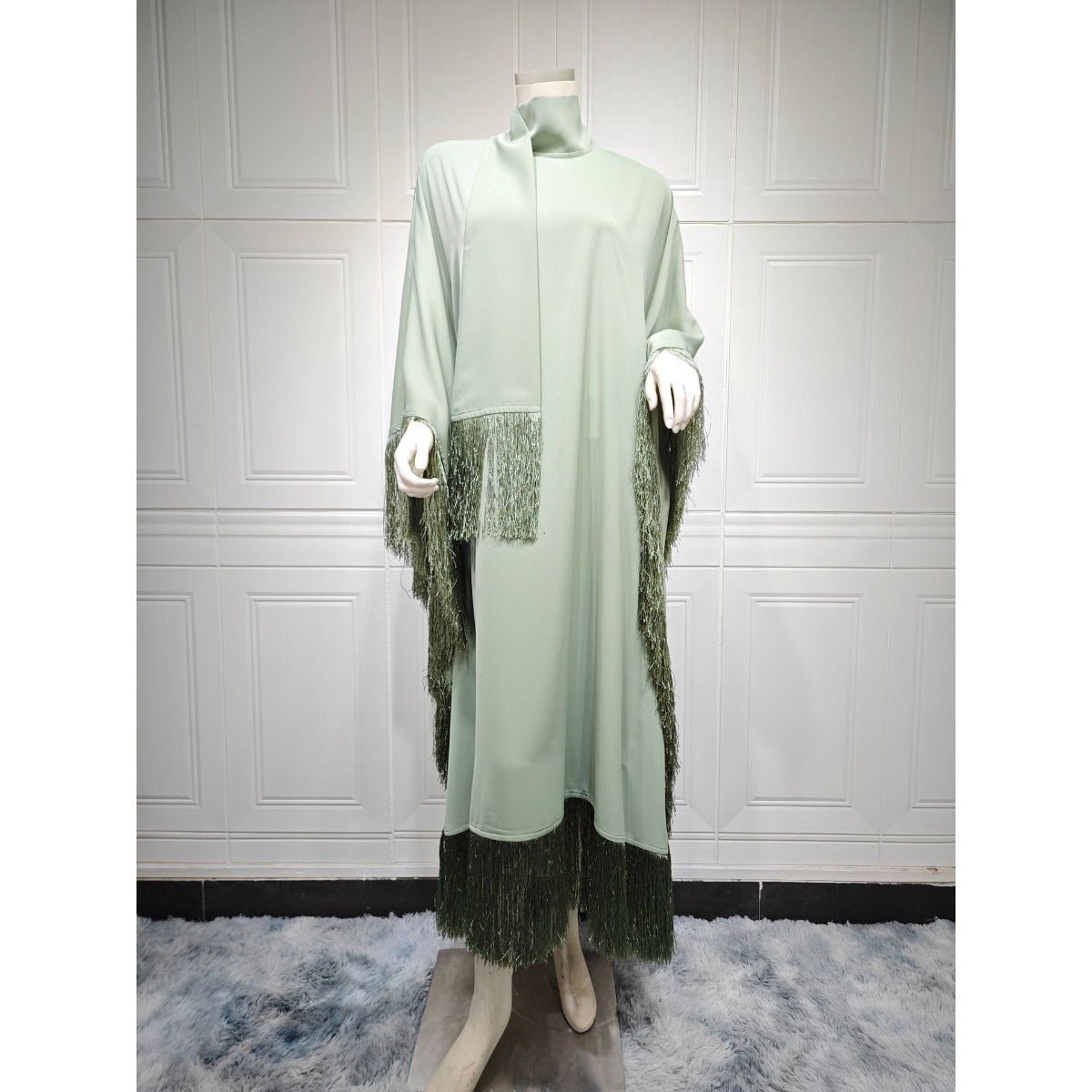 Kaftan Manches Chauve-Souris à Pompons | Robe de Soirée avec Détails Frangés Fluides (MA288)