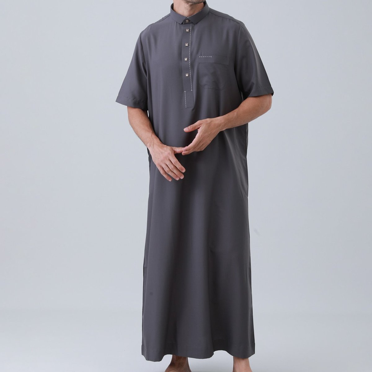 Thobe uni pour homme avec patte de boutonnage (MT038)
