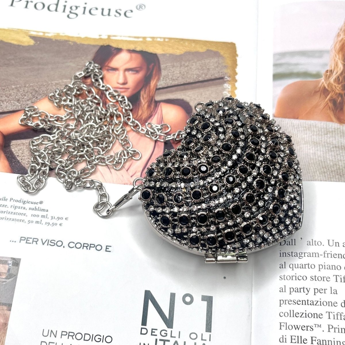 Sac bandoulière étincelant en forme de cœur – Mini sac à main orné de strass pour un glam au quotidien (MAC279)