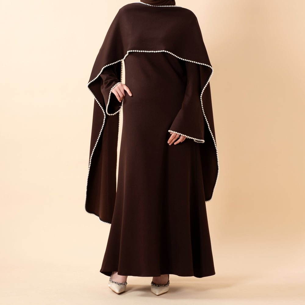 Robe de soirée élégante à manches cape ornée de perles (UKMA337)