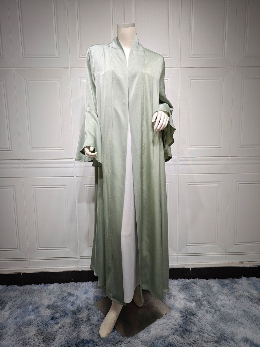 Robe Abaya Unie en Satin Doux Ouverte Devant à Manches Feuille de Lotus | Cache-Abaya Modeste Léger (MOA220)