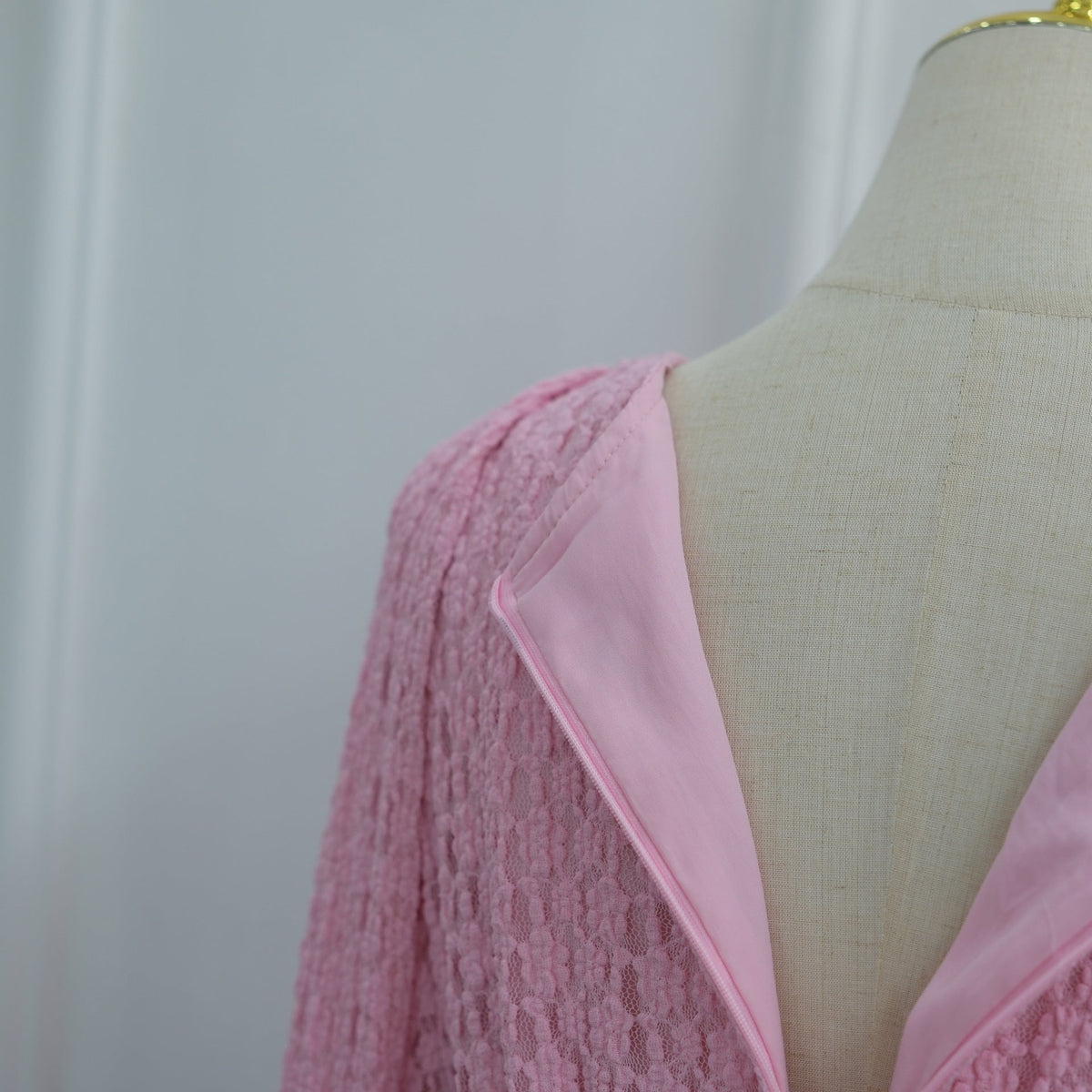 Robe Maxi Doublée à Manches Cape et Dentelle Florale Texturée (MS519)