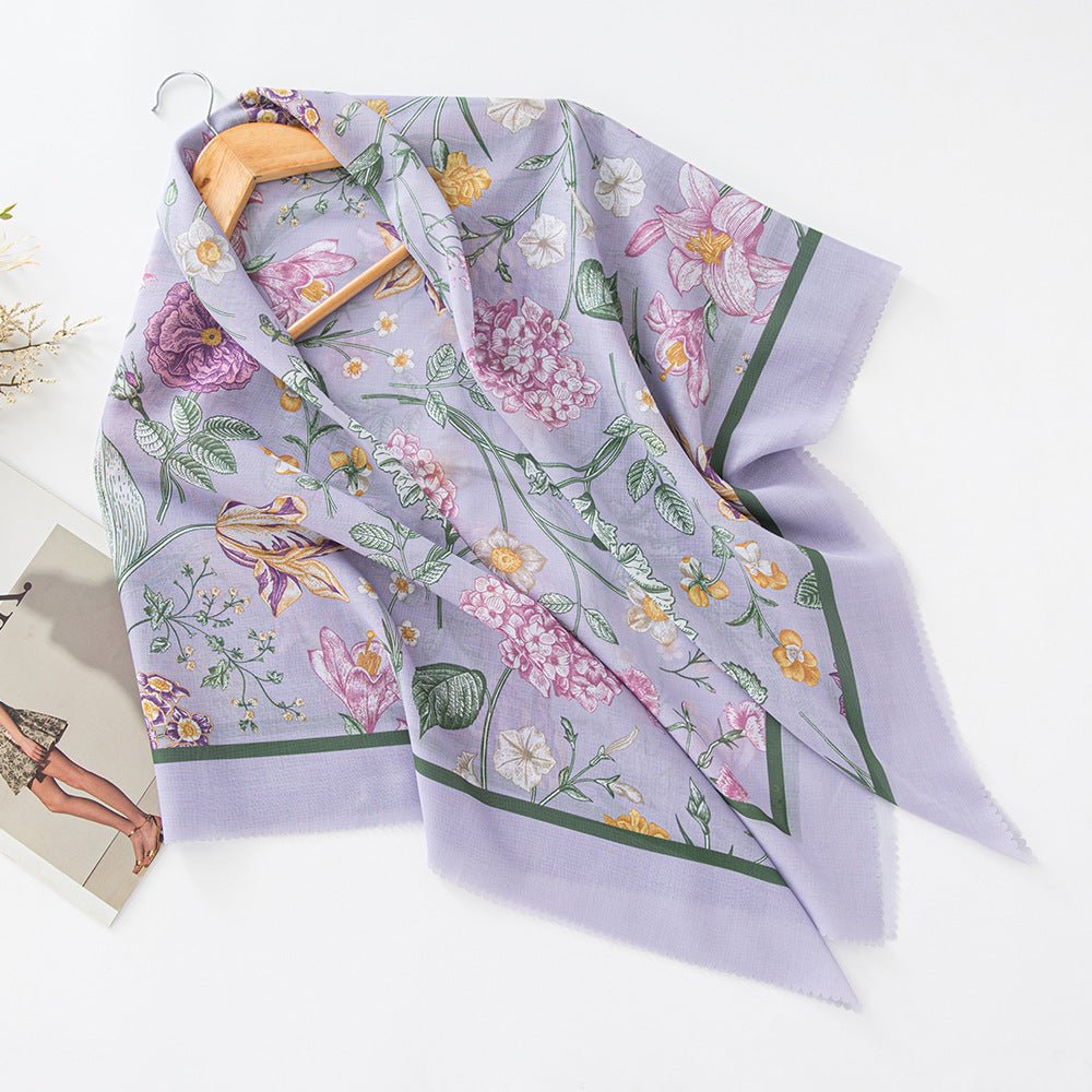 Hijab en voile MH072 à imprimé floral carré, à bordure ondulée