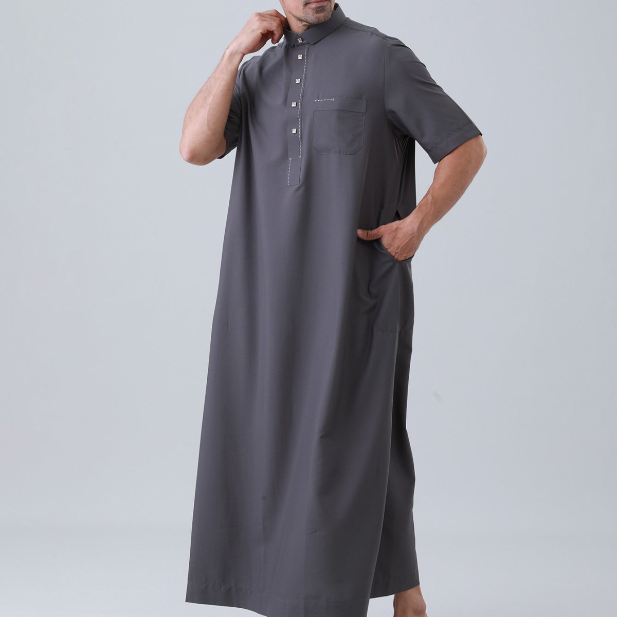 Thobe uni pour homme avec patte de boutonnage (MT038)