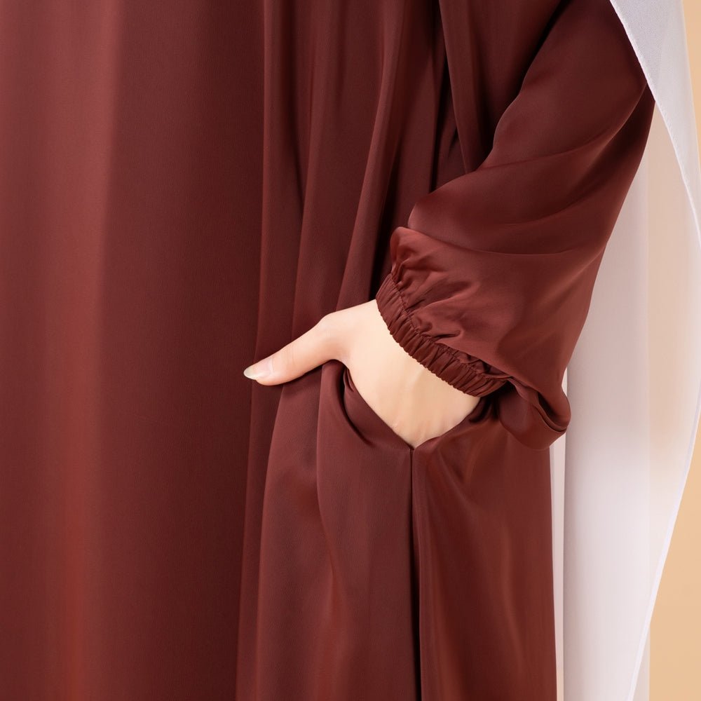 Abaya Satin Premium Modest Luxury | Abaya Coupe Parapluie Évasée avec Poches (MA311)