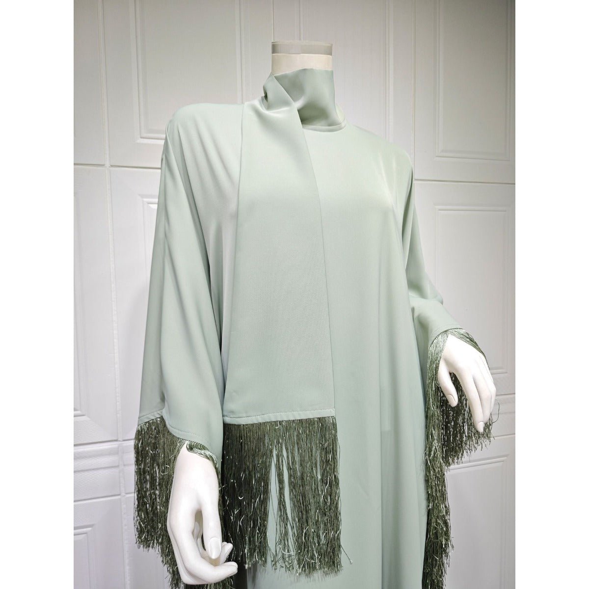 Kaftan Manches Chauve-Souris à Pompons | Robe de Soirée avec Détails Frangés Fluides (MA288)