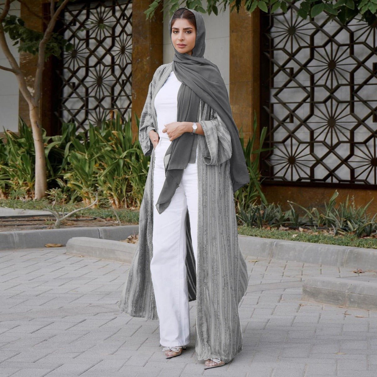Cardigan Abaya Tricoté Vintage | Veste Longue Ouverte Modeste pour Femme (MOA217)