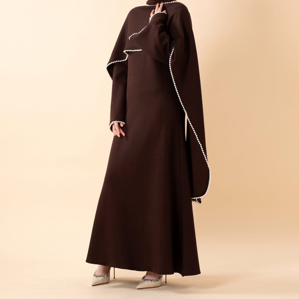 Robe de soirée élégante à manches cape ornée de perles (MA337)