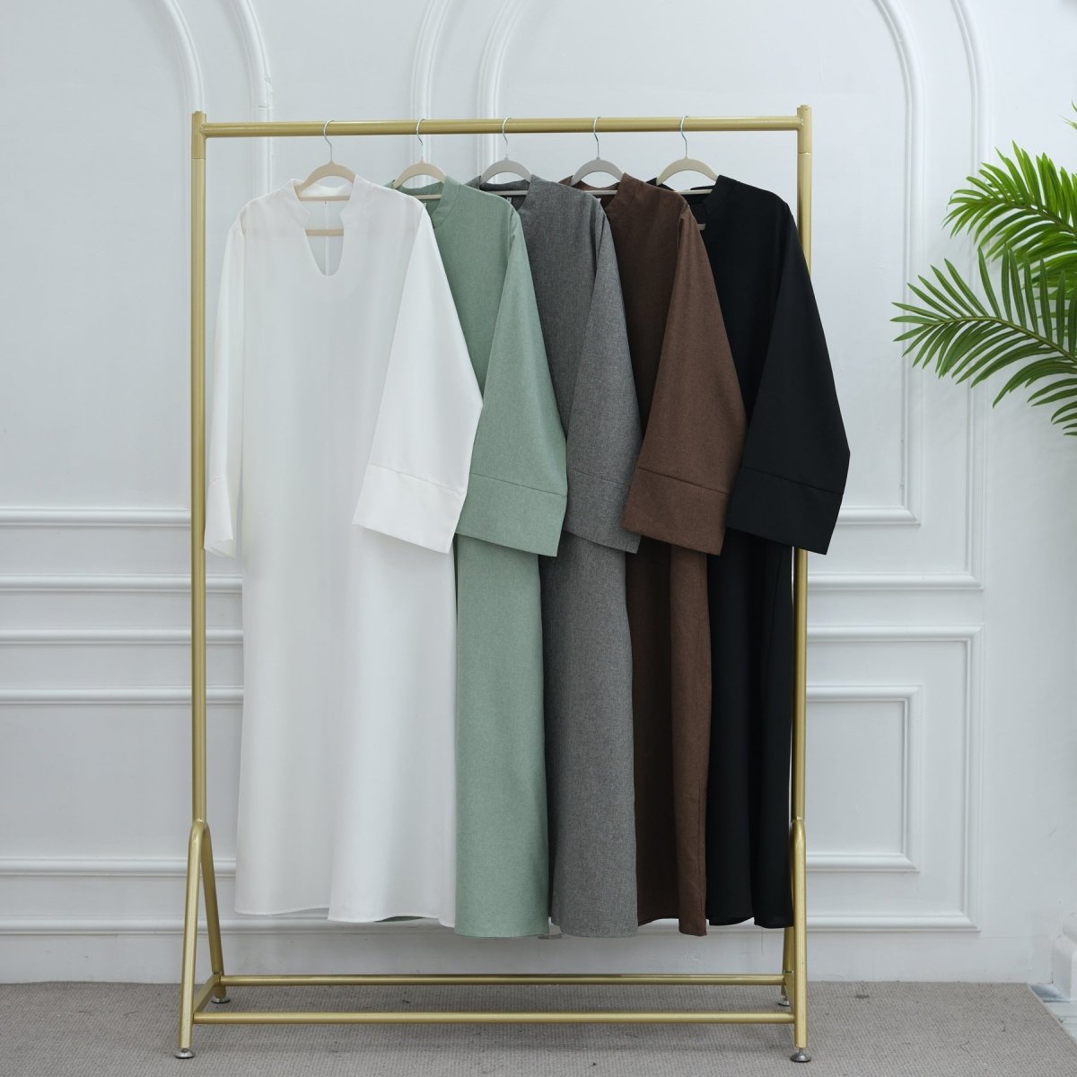 Abaya oversize à col en V avec poches | Robe longue unie à manches larges (MA331)