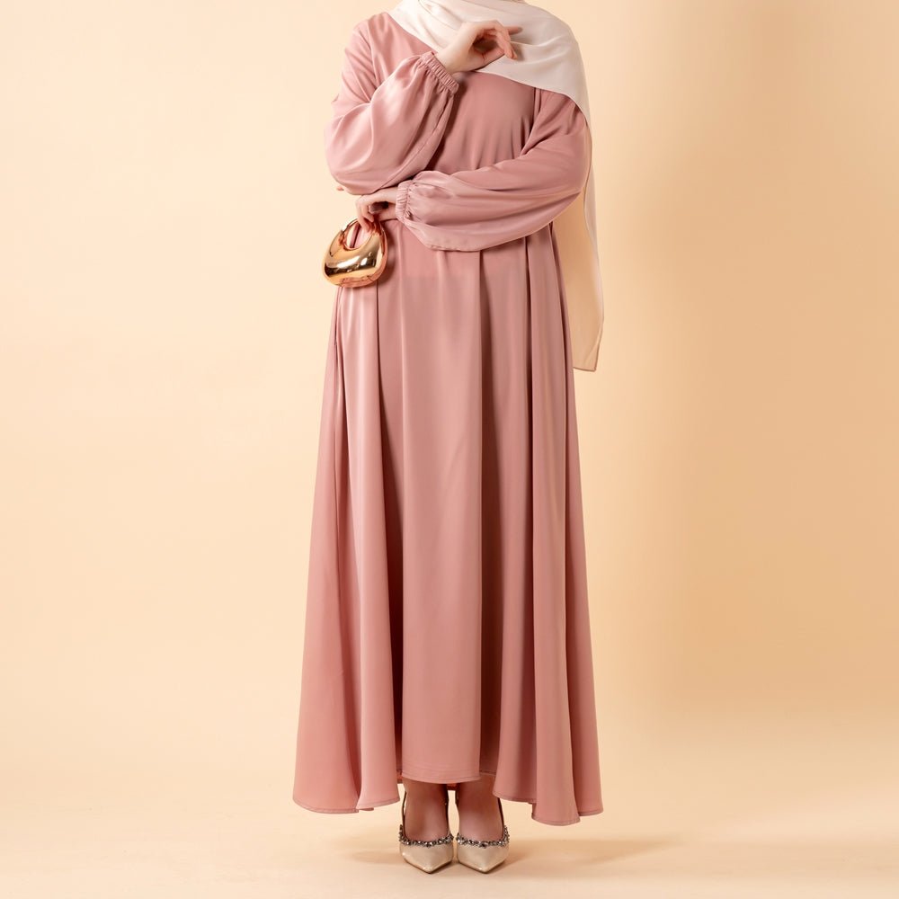 Abaya Satin Premium Modest Luxury | Abaya Coupe Parapluie Évasée avec Poches (MA311)